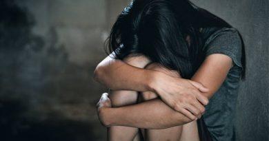اعتقال مدرب تنس في شمال أثينا بتهمة الاعتداء الجنسي على قاصرين