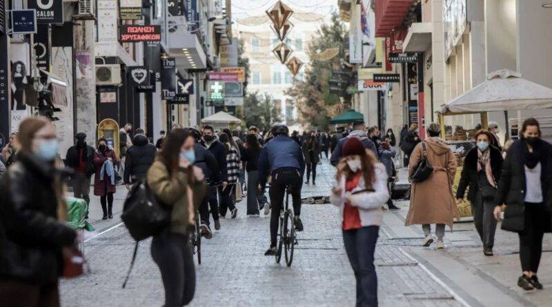 رفع القيود المفروضة على المواطنين الملقحين بحلول نهاية مارس