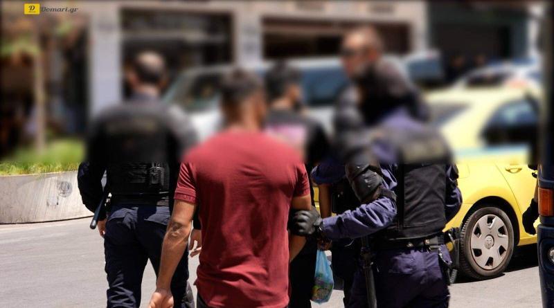 اعتقال 75 أجنبيا في عملية تمشيط بوسط أثينا - فيديو