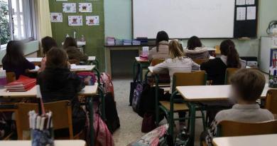 كيف ستعمل المدارس اعتبارًا من يوم الثلاثاء - ما هي الاجراءات