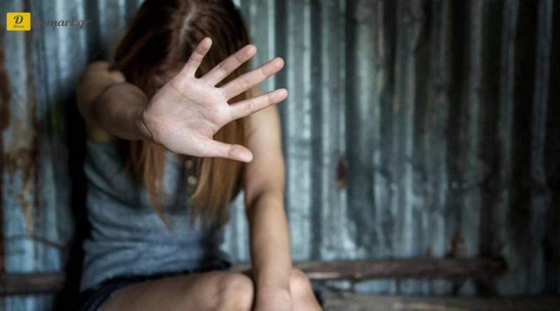 سالونيك.. اعتقال رجل أساء إلى ابنته البالغة من العمر 13 عامًا
