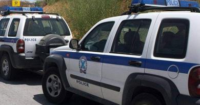 ثيسالونيكي.. اعتقال سبعة أشخاص بتهمة نقل مهاجرين الى داخل البلاد