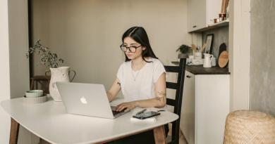 freelancing miighet mogeba onlain samushao p’lat’pormebidan - prilansingi