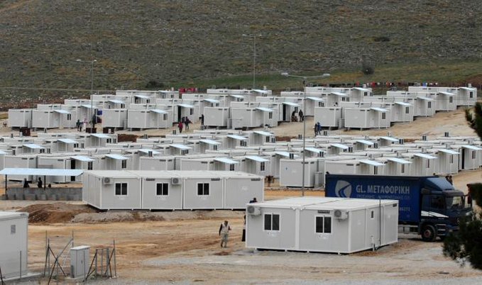نقل حوالي 900 طالب لجوء من مخيمات كوتسوشيرو في ثيساليا