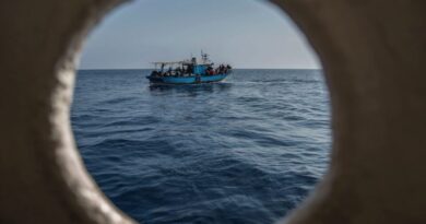 انخفاض حاد في الهجرة غير الشرعية يسبق زيارة أردوغان: وزير يوناني يشيد بالتعاون ويؤكد على أهمية الزيارة الرسمية