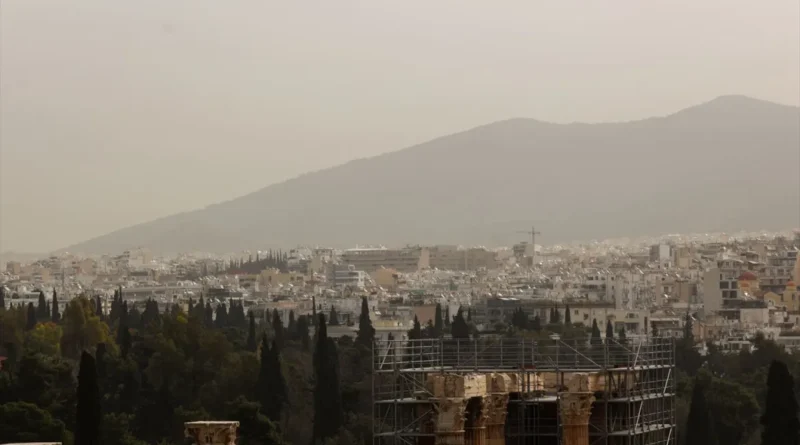 اليونان تحذيرات من تأثيرات الغبار الأفريقي على صحة المواطنين