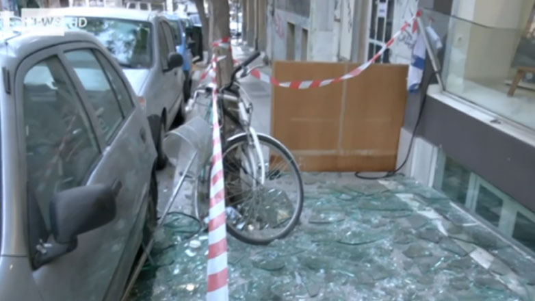 إكسارخيا ليلة مكثفة من الحوادث العنيفة واشتباكات مع الشرطة