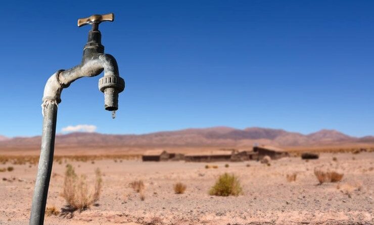 خطر نقص المياه يهدد اليونان - تحذيرات في أتيكا والجزر اليونانية