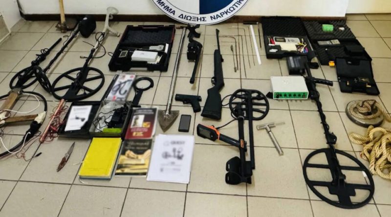 اعتقال شبكة تنقيب غير قانوني عن الآثار في جنوب اليونان بعد تحقيقات موسعة