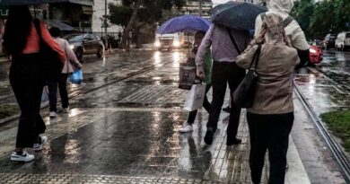 تقلبات جوية تضرب اليونان أمطار وعواصف رعدية حتى الثلاثاء وانخفاض بدرجات الحرارة