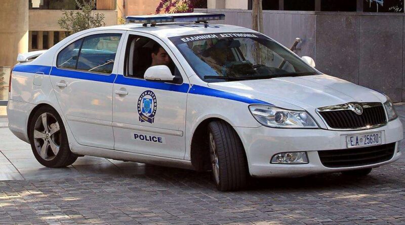 سائق مخمور يقود في الاتجاه المعاكس بجزيرة كريت لمدة ساعة - فيديو صادم