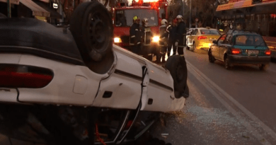 سائق ينجو بأعجوبة بعد انقلاب مركبته في باتيسيون