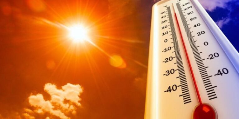 موجة حر تضرب أثينا الحرارة تصل إلى 42 °C وافتتاح قاعات مكيفة للفئات الضعيفة