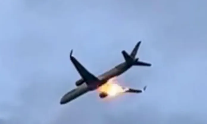 “Emergency Landing After Engine Fire Shortly After Takeoff from Corfu Airport (Videos)”