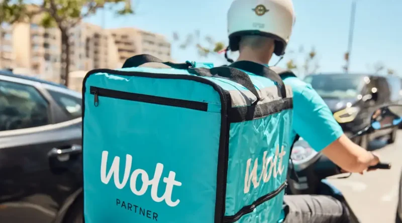 A Real Job Opportunity in Athens for Motorcycle Owners Earn Up to €200 Bonus with Wolt