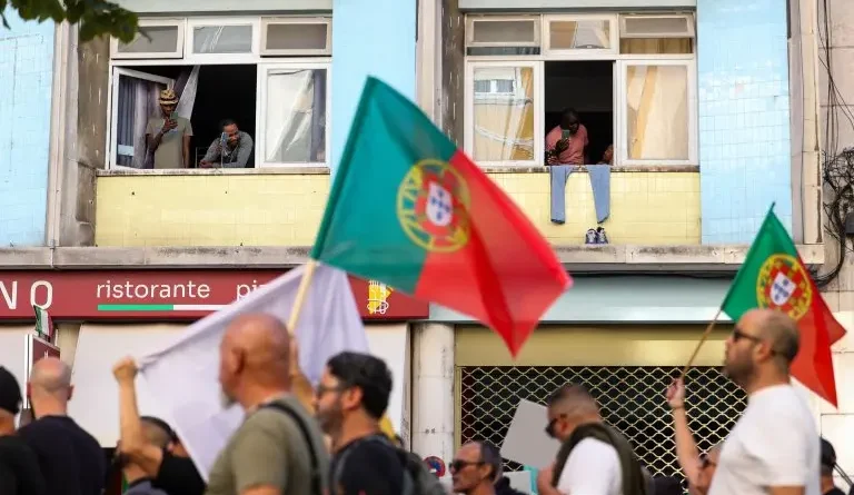 seasonal migration to Portugal